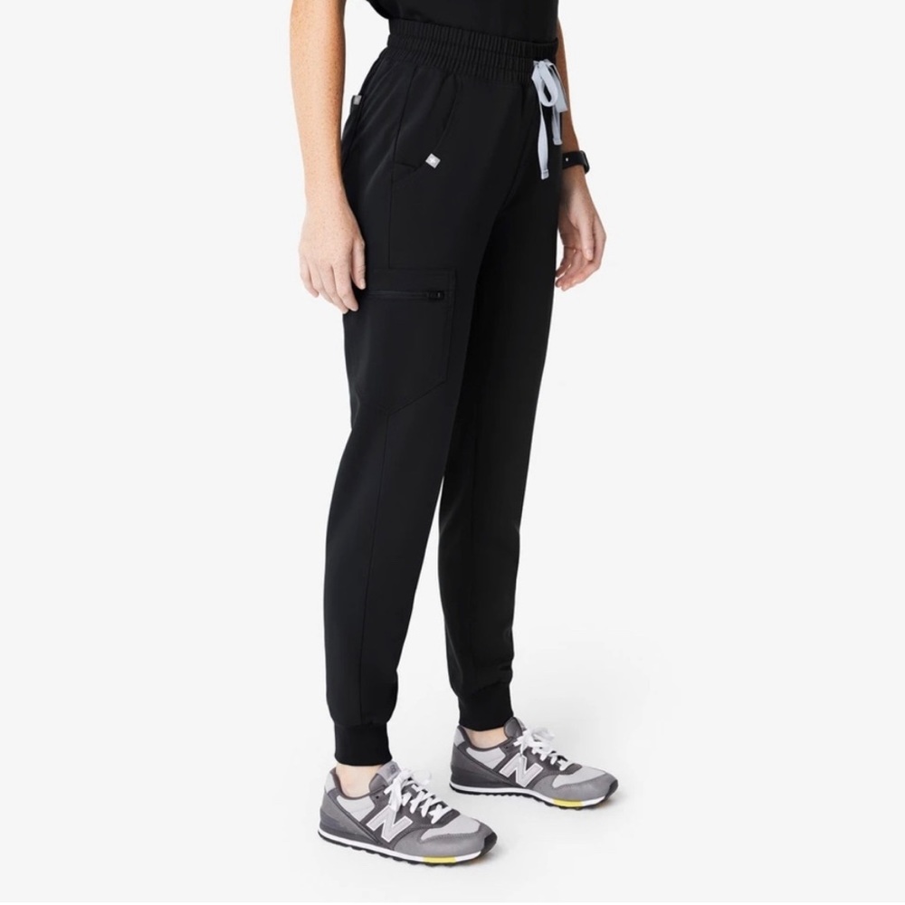 ISO FIGS HIGH WAIST ZAMORA ORIGINAL SCRUNCHY TOP IN MEDIUM / MEDIUM TALL
